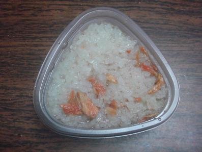 アルファ米おにぎり 調理中